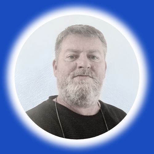 Denis, instructeur en formation chez AZUL Auto-École à Lausanne